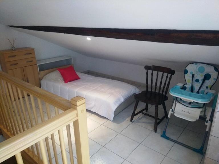 Appartement En Location Touristique Pour 4 Personnes Docelles Exterior foto